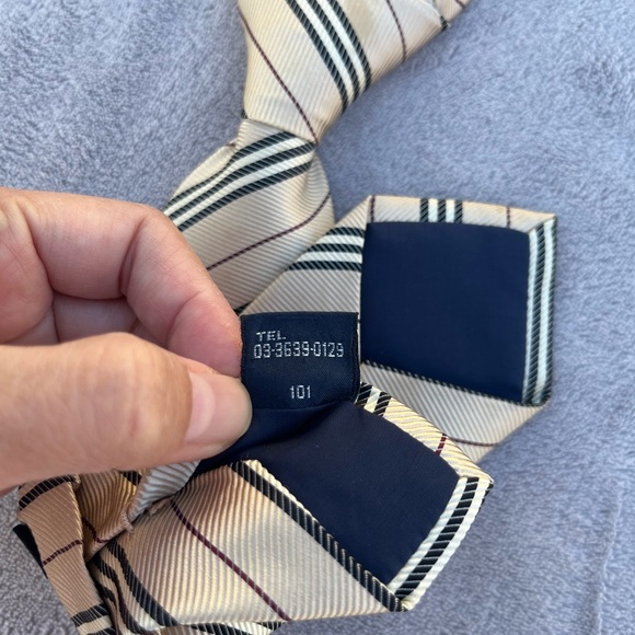 Burberry Kids Necktie (PRICE FIRM❤️) - Picture 9 of 14